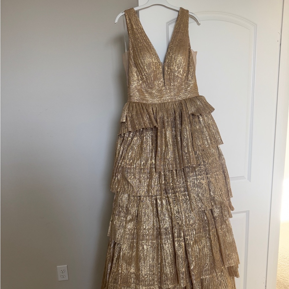 Tarik Ediz 93943 BNWT never worn